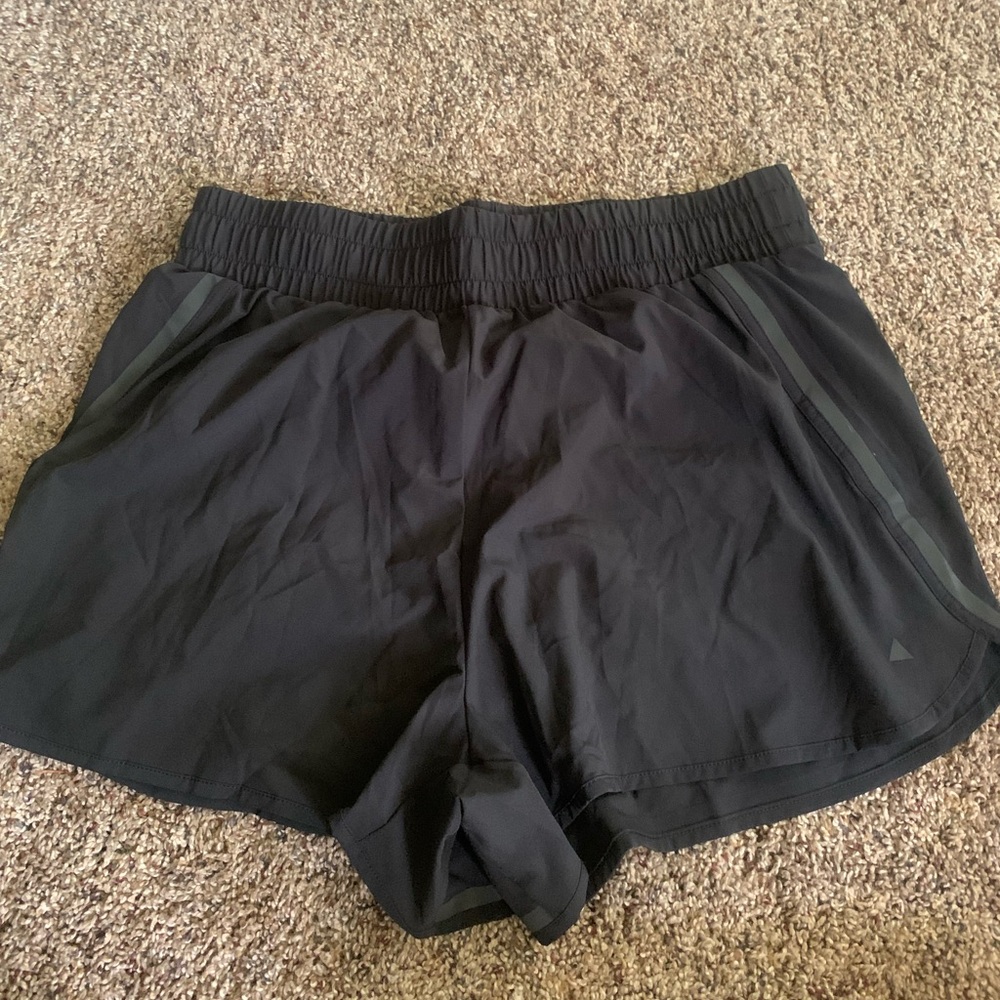 Vitality breeze shorts